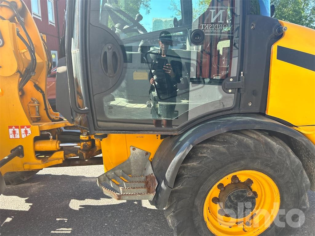 Radlader JCB 406: das Bild 38