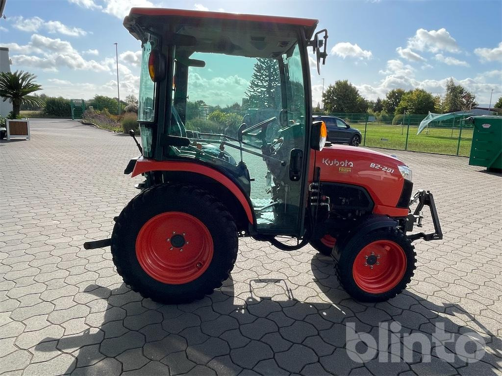 Kubota B2231 HC (Allrad) - Traktor: das Bild 2 Kubota B2231 HC (Allrad) - Traktor: das Bild 2