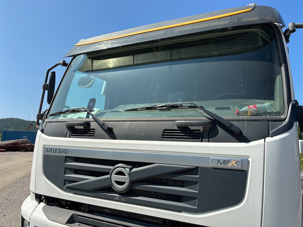 LKW VOLVO FM 6X2: das Bild 13