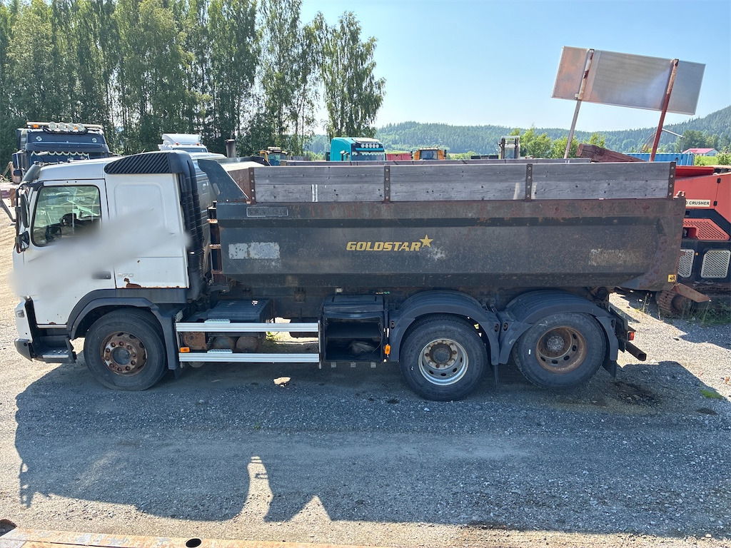 LKW VOLVO FM 6X2: das Bild 8