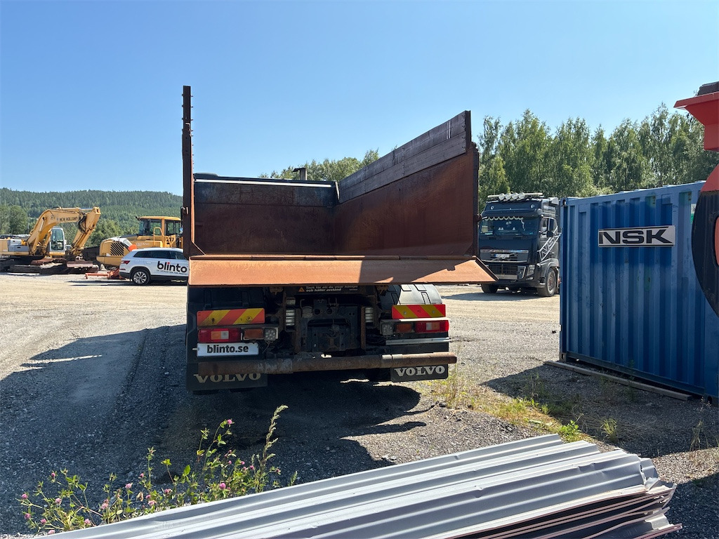 LKW VOLVO FM 6X2: das Bild 6