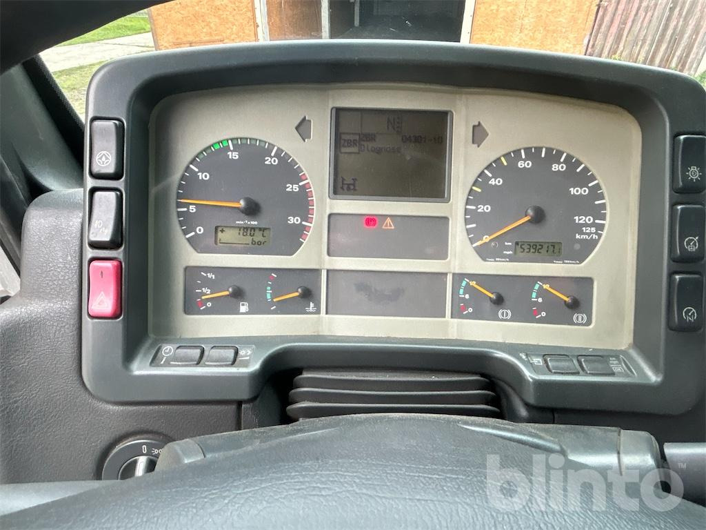 Tiertransporter LKW MAN TGA 26.419 MAN (2002): das Bild 28