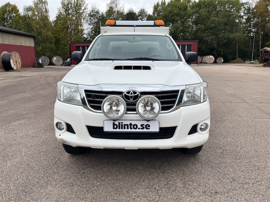 TOYOTA HILUX 2.5 4x4 - Pick-up: das Bild 2 TOYOTA HILUX 2.5 4x4 - Pick-up: das Bild 2
