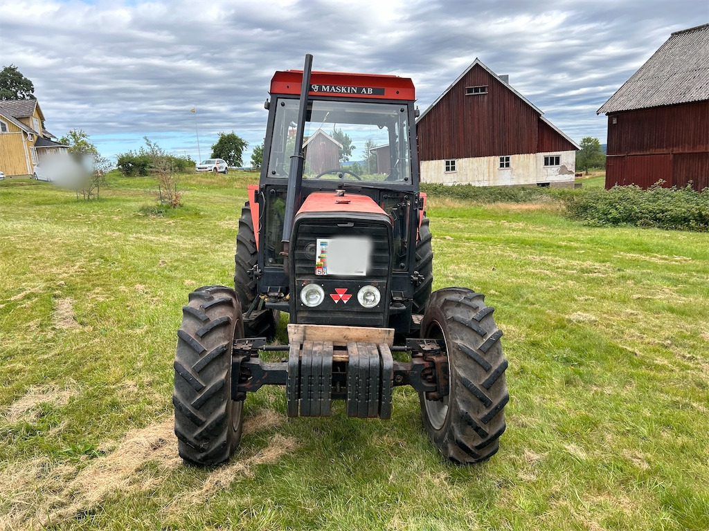 URSUS 4514 - Traktor: das Bild 2 URSUS 4514 - Traktor: das Bild 2