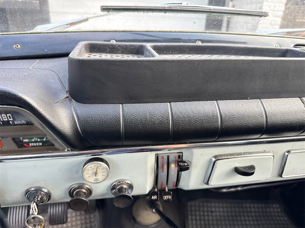 PKW VOLVO 221341  Amazon Kombi: das Bild 43