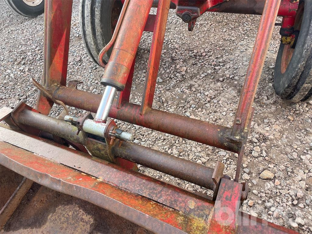 Traktor VOLVO-BM T 430: das Bild 7