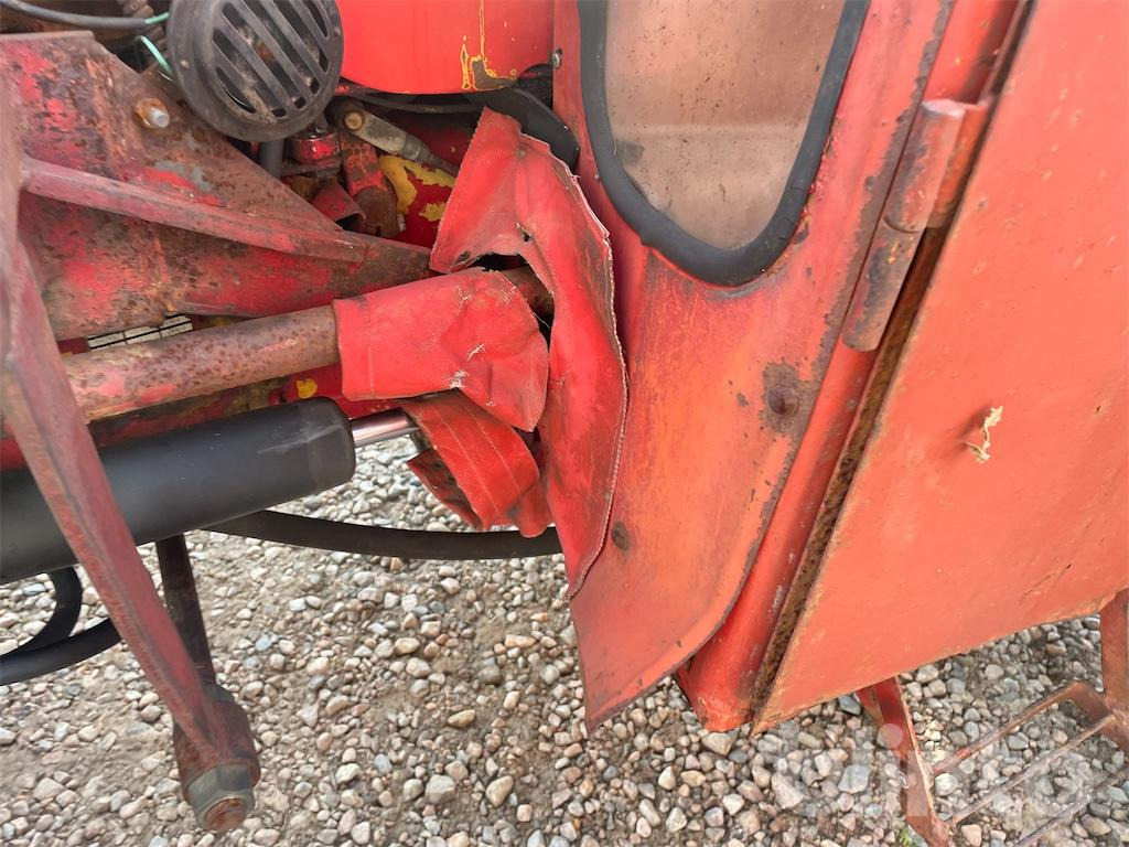 Traktor VOLVO-BM T 430: das Bild 17