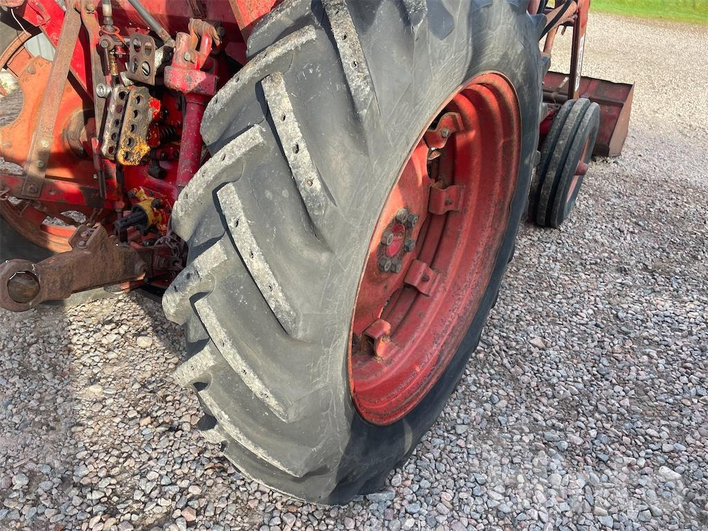 Traktor VOLVO-BM T 430: das Bild 33