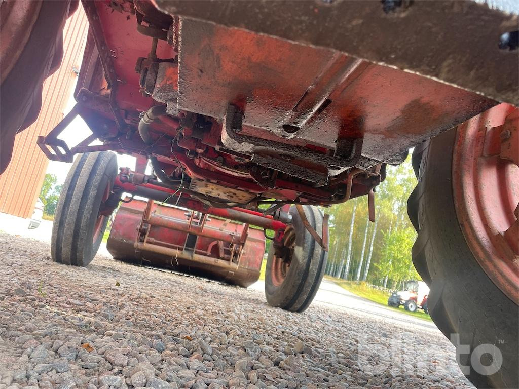 Traktor VOLVO-BM T 430: das Bild 32