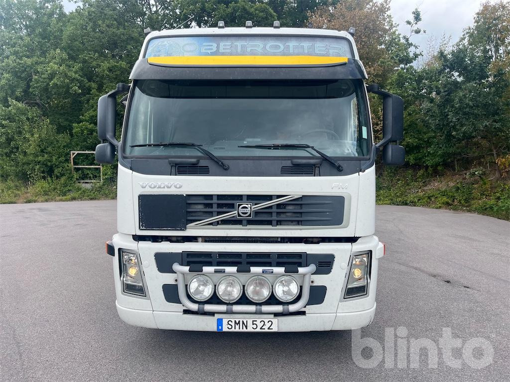 VOLVO FM-300 4X2 - Koffer LKW: das Bild 2 VOLVO FM-300 4X2 - Koffer LKW: das Bild 2