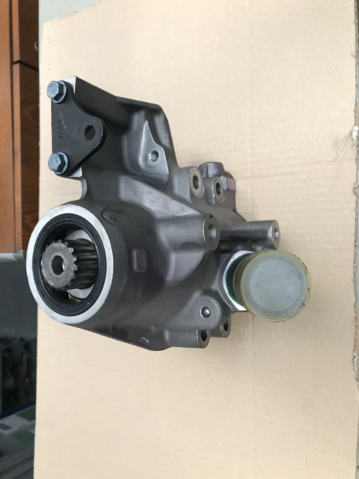 CARCASSA RIDUTTORE ASSEMBLAGGIO POMPA CARBURANTE ALTA PRESSIONE MAN 51385075020 - Kraftstoffpumpe für LKW: das Bild 2 CARCASSA RIDUTTORE ASSEMBLAGGIO POMPA CARBURANTE ALTA PRESSIONE MAN 51385075020 - Kraftstoffpumpe für LKW: das Bild 2