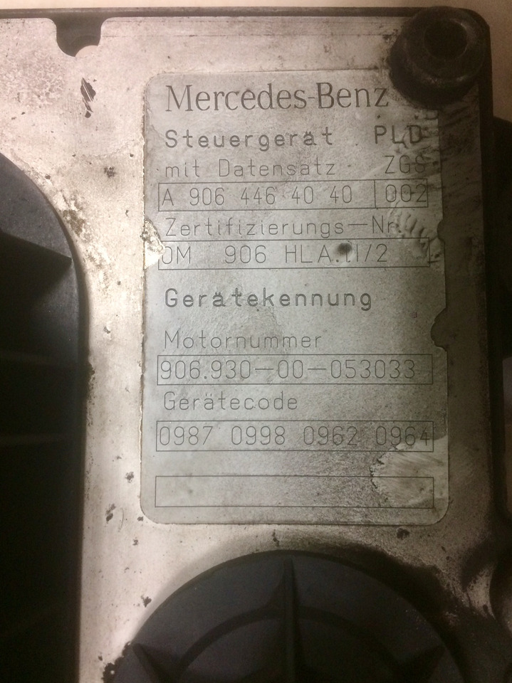 CENTRALINA MOTORE MERCEDES OM906HLA.II/2 - VAR. 906.930 - Rif. A9064464040 - Steuergerät: das Bild 2 CENTRALINA MOTORE MERCEDES OM906HLA.II/2 - VAR. 906.930 - Rif. A9064464040 - Steuergerät: das Bild 2