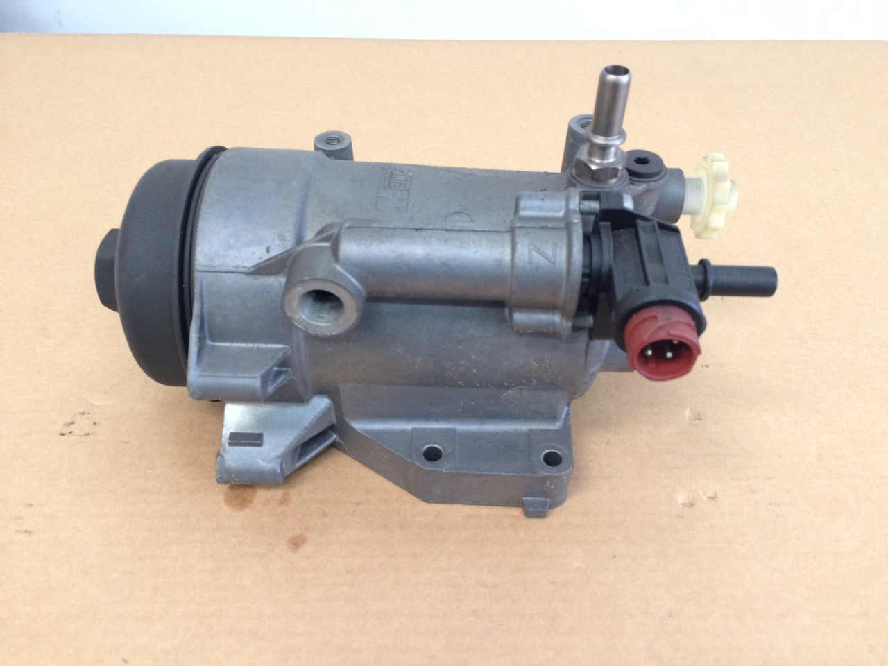 GRUPPO FILTRO CARBURANTE CON RISCALDAMENTO MAN - Kraftstofffilter für LKW: das Bild 3 GRUPPO FILTRO CARBURANTE CON RISCALDAMENTO MAN - Kraftstofffilter für LKW: das Bild 3