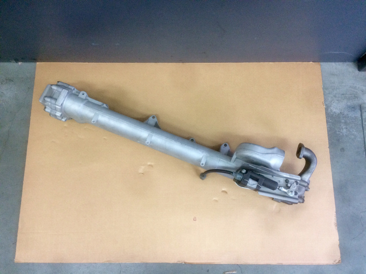 MODULO EGR (modulo ricircolo gas di scarico) - Motori MAN D2066 / D2676 - Euro 3 / Euro 4 - RIF. MAN 51081007047 - 51081007060 - 51081007063 - 51081007196 - AGR-Kühler: das Bild 2 MODULO EGR (modulo ricircolo gas di scarico) - Motori MAN D2066 / D2676 - Euro 3 / Euro 4 - RIF. MAN 51081007047 - 51081007060 - 51081007063 - 51081007196 - AGR-Kühler: das Bild 2