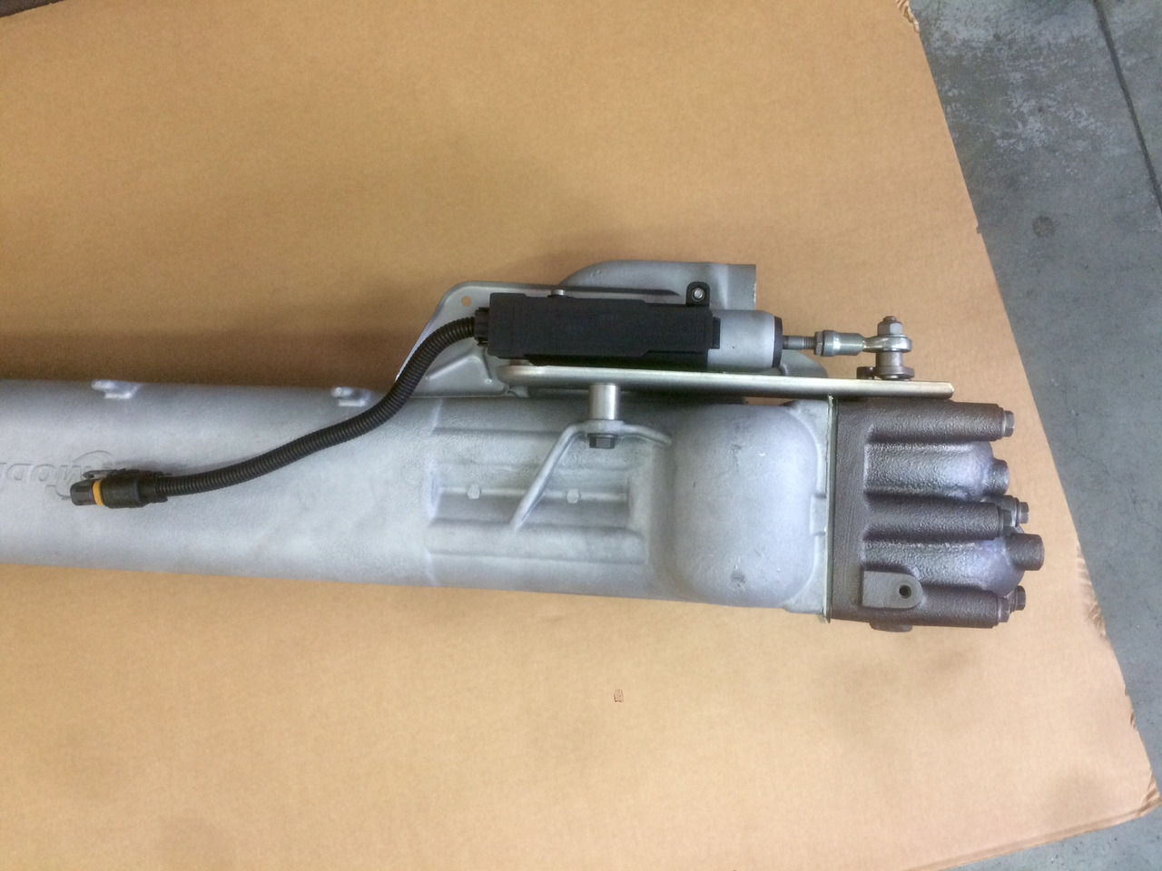 MODULO EGR (modulo ricircolo gas di scarico) - Motori MAN D2066 / D2676 - Euro 3 / Euro 4 - RIF. MAN 51081007140 - 51081007152 - 51081007141 - AGR-Kühler: das Bild 2 MODULO EGR (modulo ricircolo gas di scarico) - Motori MAN D2066 / D2676 - Euro 3 / Euro 4 - RIF. MAN 51081007140 - 51081007152 - 51081007141 - AGR-Kühler: das Bild 2