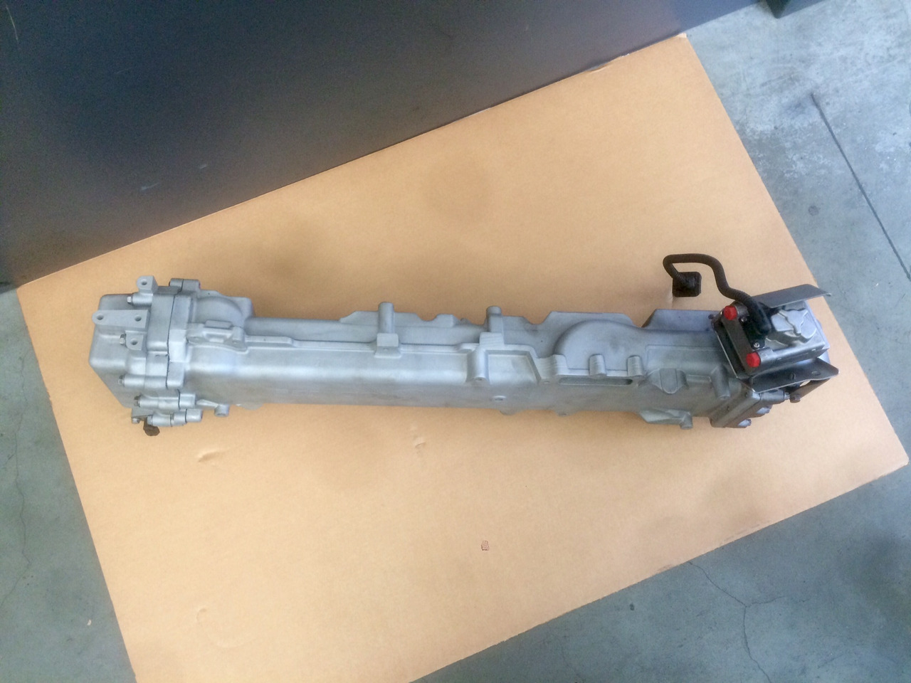 MODULO EGR (modulo ricircolo gas di scarico) - Motori MAN D2066 / D2676 - Euro 6 - RIF. MAN 51081007238 - 51081007258 - 51081007273 - AGR-Kühler: das Bild 4 MODULO EGR (modulo ricircolo gas di scarico) - Motori MAN D2066 / D2676 - Euro 6 - RIF. MAN 51081007238 - 51081007258 - 51081007273 - AGR-Kühler: das Bild 4