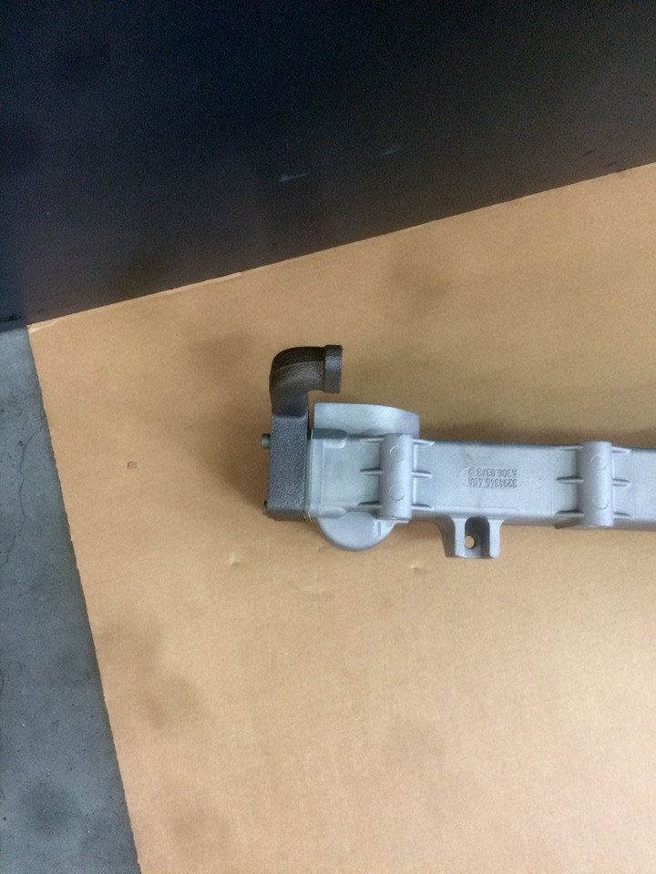 MODULO EGR (modulo ricircolo gas di scarico) - Motori MAN D2876 Common Rail - Euro 3 - RIF. MAN 51081007045 - 51081007054 - 51081007057 - 51081007087 - AGR-Kühler: das Bild 4 MODULO EGR (modulo ricircolo gas di scarico) - Motori MAN D2876 Common Rail - Euro 3 - RIF. MAN 51081007045 - 51081007054 - 51081007057 - 51081007087 - AGR-Kühler: das Bild 4