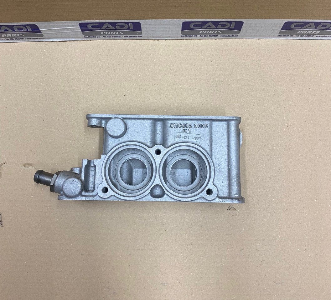 SCATOLA TERMOSTATO/ALLOGGIAMENTO TERMOSTATO MAN 51064040095 - Thermostat für LKW: das Bild 1 SCATOLA TERMOSTATO/ALLOGGIAMENTO TERMOSTATO MAN 51064040095 - Thermostat für LKW: das Bild 1