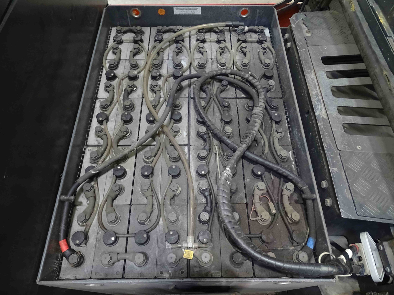 Linde P250 - Schleppfahrzeug: das Bild 4 Linde P250 - Schleppfahrzeug: das Bild 4