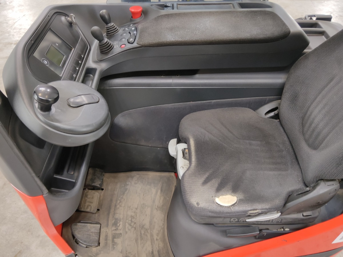 Linde R12B-01 - Schubmaststapler: das Bild 3 Linde R12B-01 - Schubmaststapler: das Bild 3