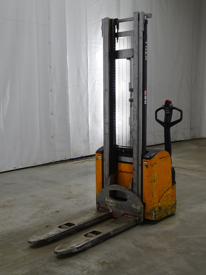 Still EGV14 - Hochhubwagen: das Bild 1 Still EGV14 - Hochhubwagen: das Bild 1