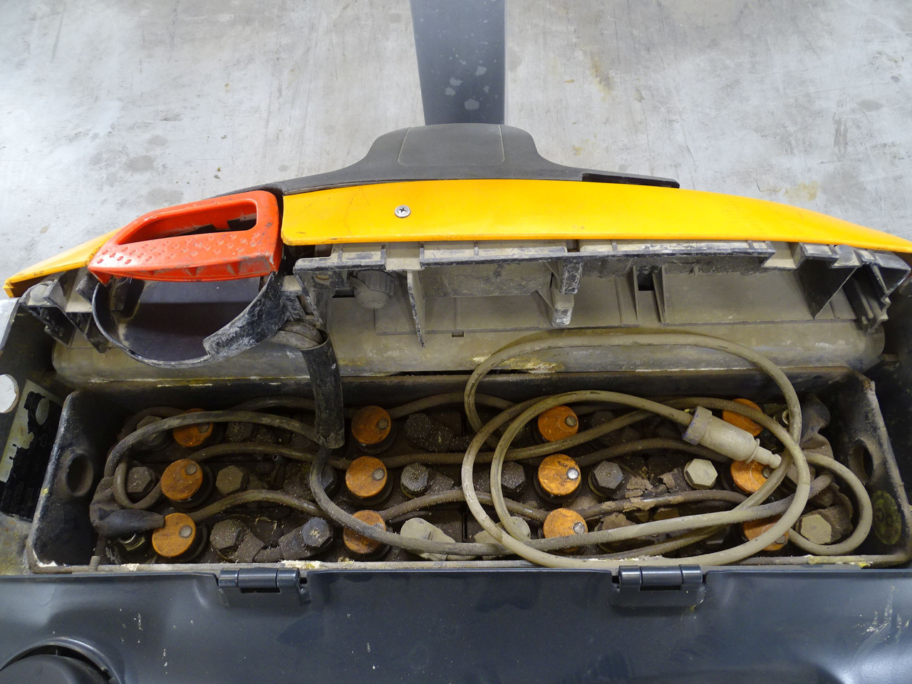 Still EXU16 - Niederhubwagen: das Bild 4 Still EXU16 - Niederhubwagen: das Bild 4