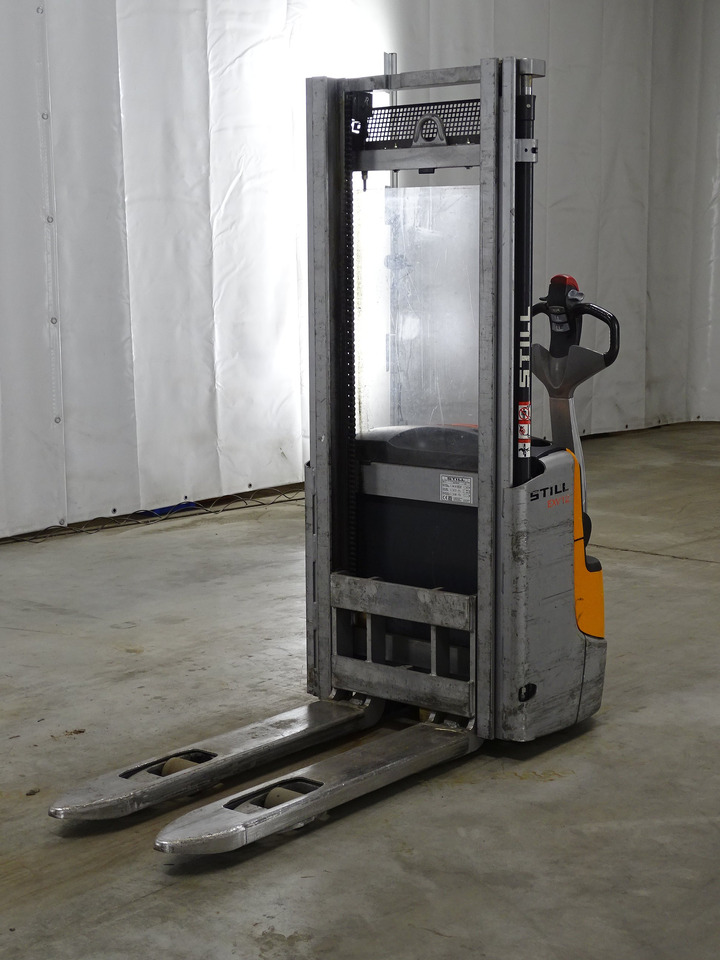 Still EXV12 - Hochhubwagen: das Bild 1 Still EXV12 - Hochhubwagen: das Bild 1