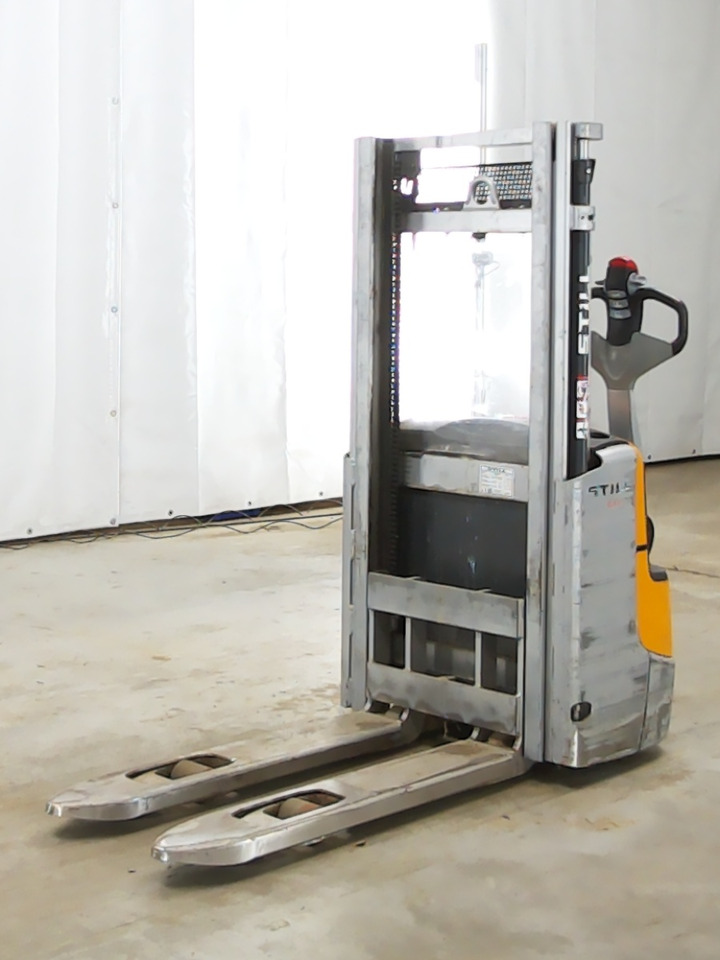 Still EXV12 - Hochhubwagen: das Bild 1 Still EXV12 - Hochhubwagen: das Bild 1