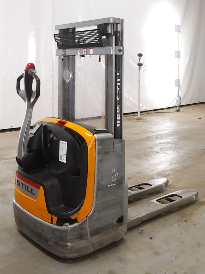 Still EXV12 - Hochhubwagen: das Bild 2 Still EXV12 - Hochhubwagen: das Bild 2