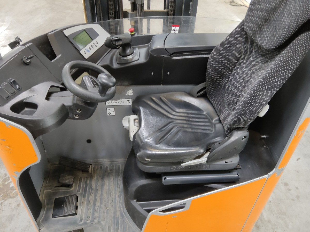 Still FM-X14 - Schubmaststapler: das Bild 3 Still FM-X14 - Schubmaststapler: das Bild 3
