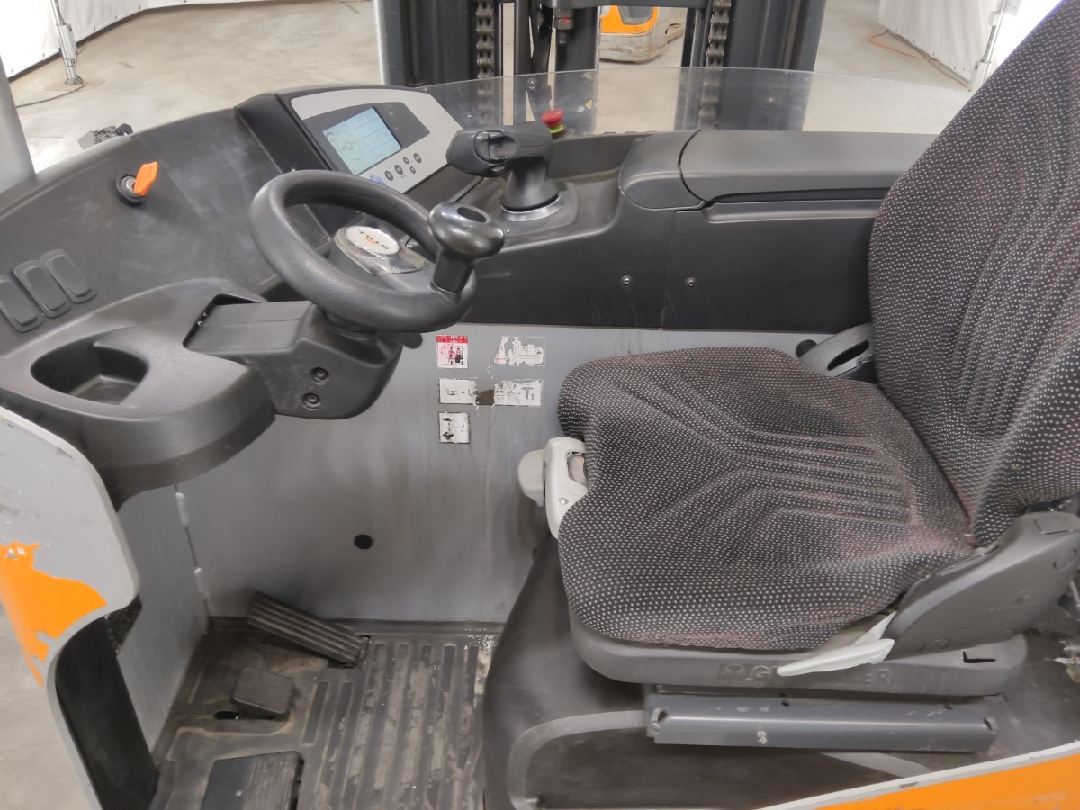 Still FM-X17 - Schubmaststapler: das Bild 3 Still FM-X17 - Schubmaststapler: das Bild 3