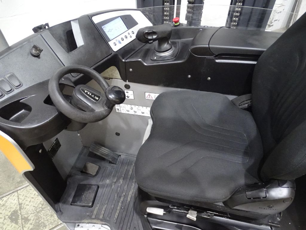 Still FM-X17 - Schubmaststapler: das Bild 3 Still FM-X17 - Schubmaststapler: das Bild 3