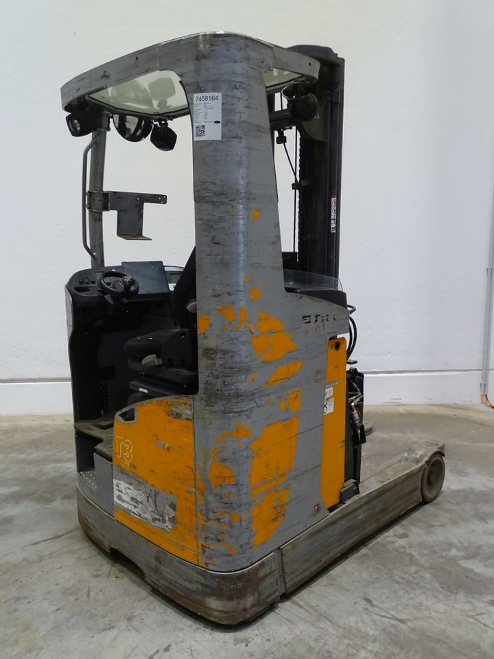 Still FM-X17 - Schubmaststapler: das Bild 2 Still FM-X17 - Schubmaststapler: das Bild 2