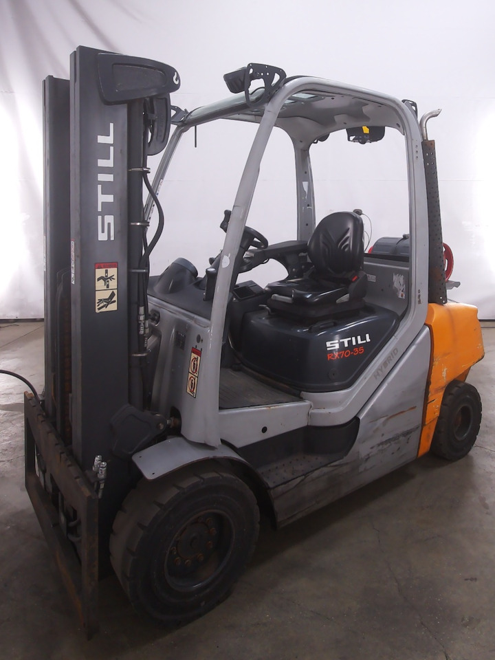Still RX70-35T - Gabelstapler: das Bild 1 Still RX70-35T - Gabelstapler: das Bild 1