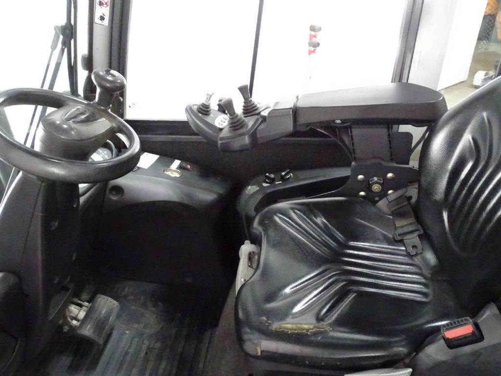 Still RX70-80 - Dieselstapler: das Bild 3 Still RX70-80 - Dieselstapler: das Bild 3
