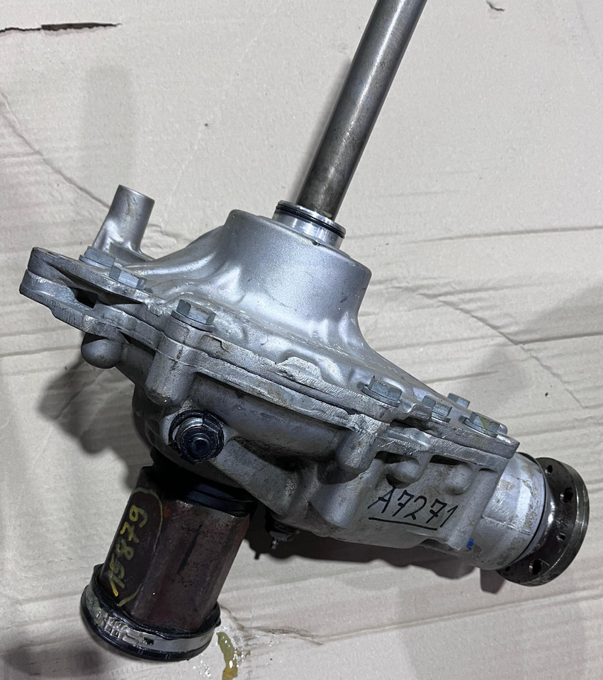 BMW 7558153 FRONT DIFFERENTIAL - Getriebe und Teile für Andere Technik: das Bild 3 BMW 7558153 FRONT DIFFERENTIAL - Getriebe und Teile für Andere Technik: das Bild 3