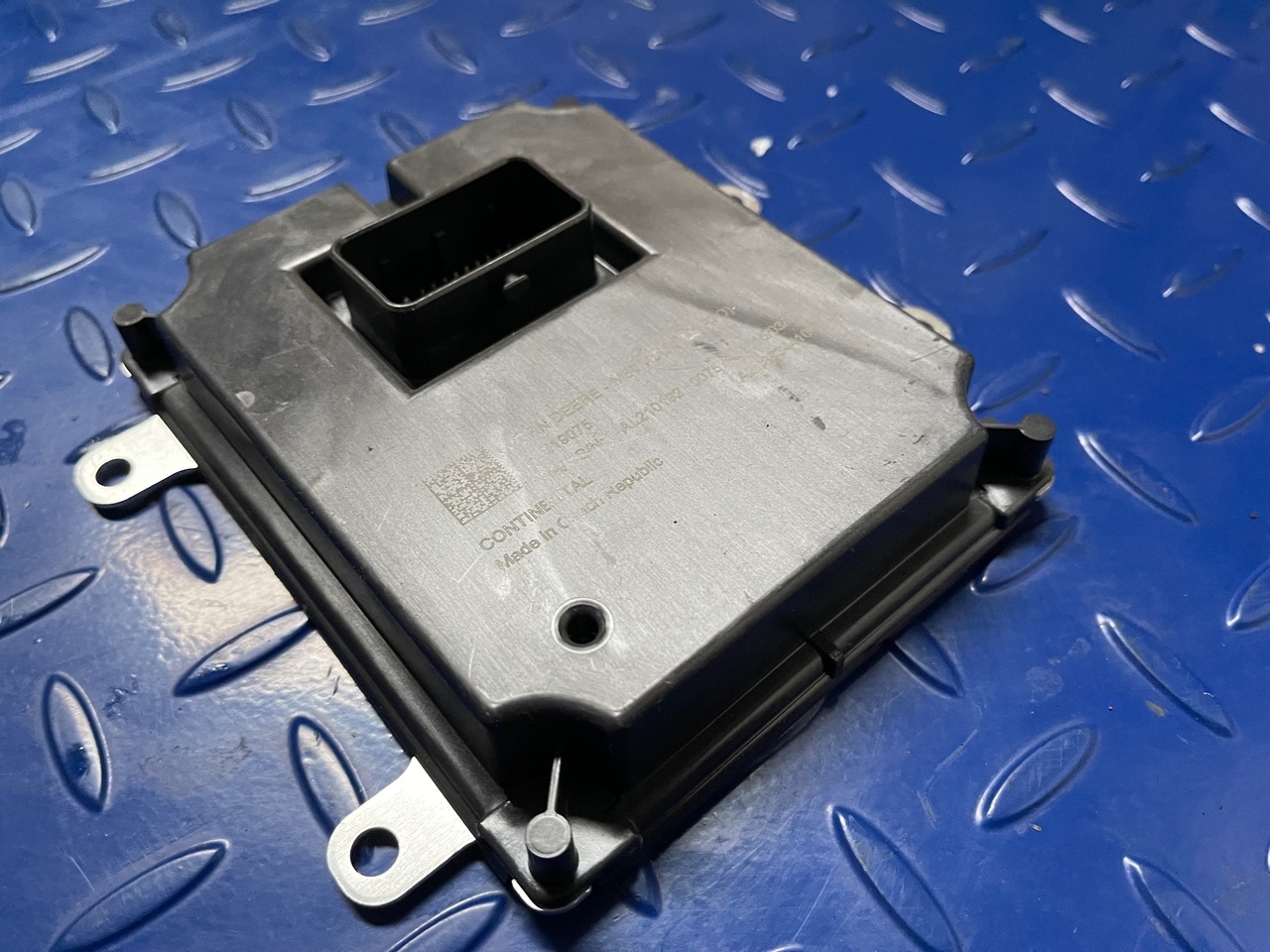 John Deere M50 radar unit AL219075 - Steuergerät für Landmaschine: das Bild 1 John Deere M50 radar unit AL219075 - Steuergerät für Landmaschine: das Bild 1