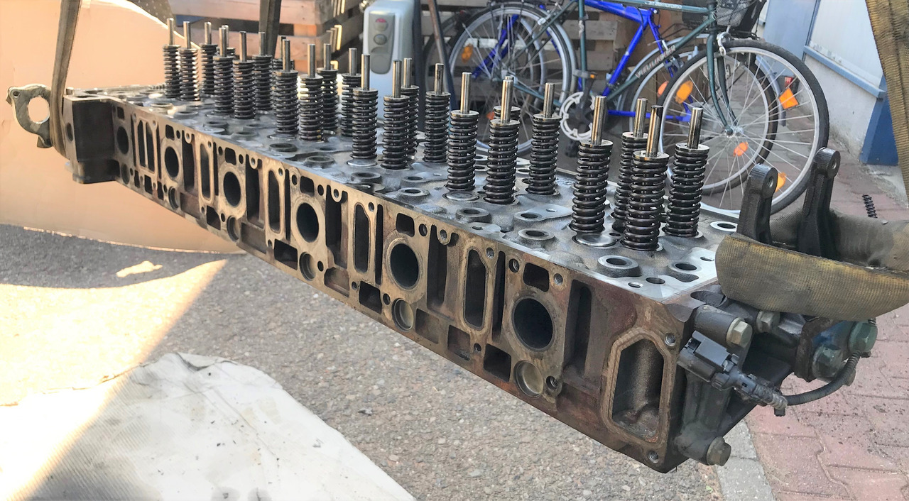 MERCEDES-BENZ Actros MP4 Antos Arocs OM470 Cylinder Head A4700102920 - Zylinderkopf für LKW: das Bild 1 MERCEDES-BENZ Actros MP4 Antos Arocs OM470 Cylinder Head A4700102920 - Zylinderkopf für LKW: das Bild 1