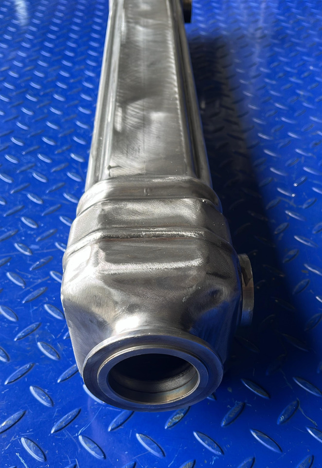 Mercedes Actros Arocs OM473 EGR Cooler A4731400575 - AGR-Kühler für LKW: das Bild 3 Mercedes Actros Arocs OM473 EGR Cooler A4731400575 - AGR-Kühler für LKW: das Bild 3
