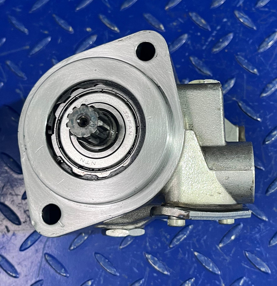 Mercedes Actros MP4 Servo Pump A9604600280 - Lenkpumpe für LKW: das Bild 4 Mercedes Actros MP4 Servo Pump A9604600280 - Lenkpumpe für LKW: das Bild 4