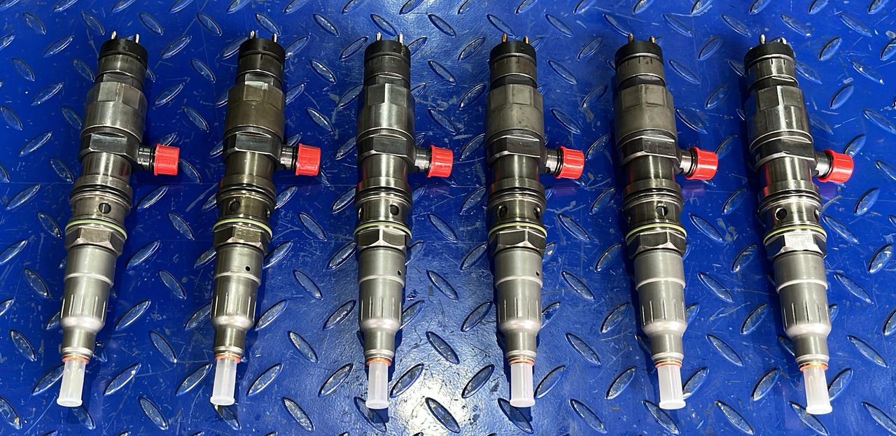 Mercedes Benz Injector Actros MP4 A4700700087 - Injektor für LKW: das Bild 1 Mercedes Benz Injector Actros MP4 A4700700087 - Injektor für LKW: das Bild 1