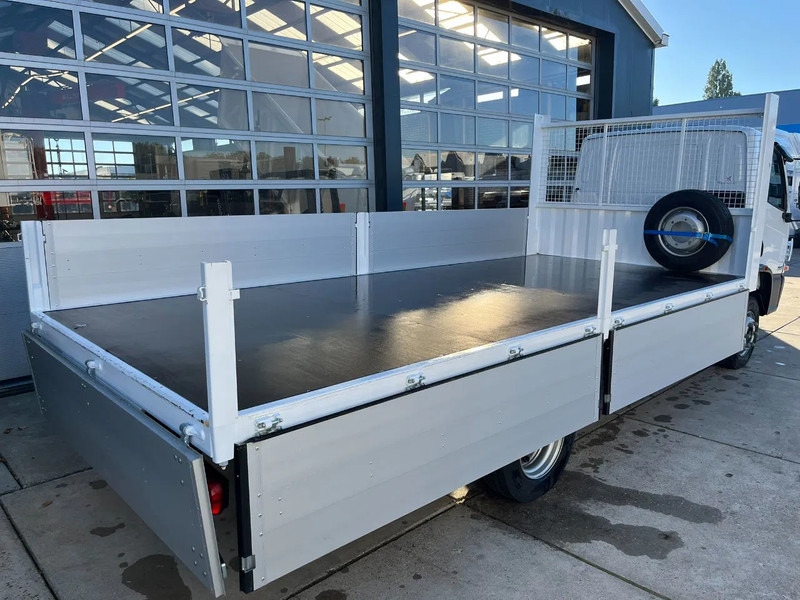 Pritsche LKW, Zustand - NEU Mercedes-Benz Accelo 915 4x2 Flatbed with dropsides: das Bild 10