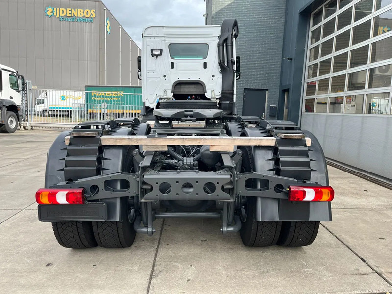 Mercedes-Benz Actros 3340 S 6x4 Tractor Head - Sattelzugmaschine: das Bild 5 Mercedes-Benz Actros 3340 S 6x4 Tractor Head - Sattelzugmaschine: das Bild 5