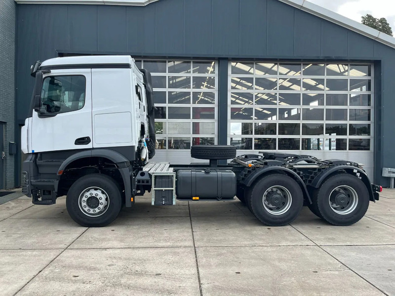 Mercedes-Benz Actros 3340 S 6x4 Tractor Head - Sattelzugmaschine: das Bild 2 Mercedes-Benz Actros 3340 S 6x4 Tractor Head - Sattelzugmaschine: das Bild 2