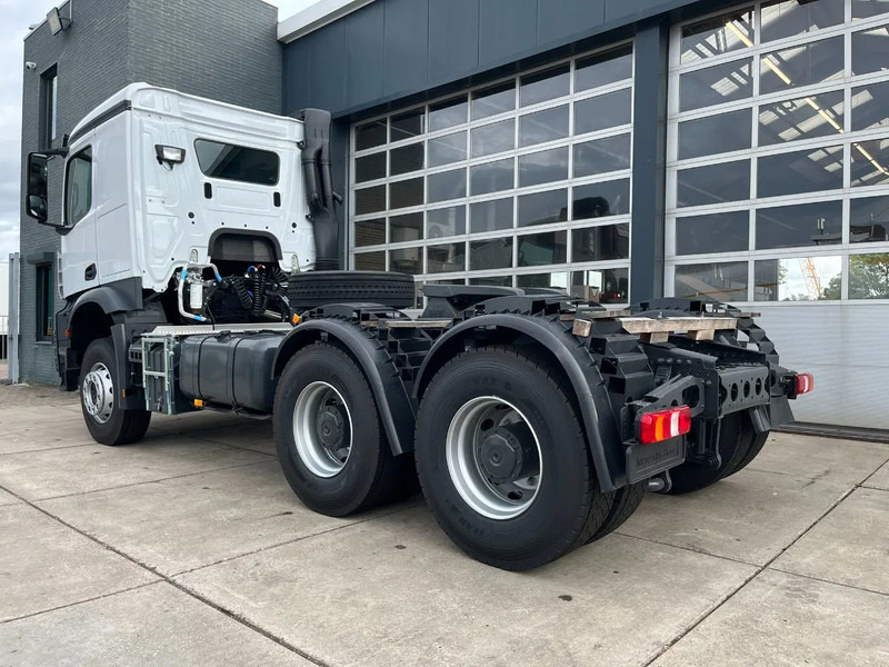 Mercedes-Benz Actros 3340 S 6x4 Tractor Head - Sattelzugmaschine: das Bild 3 Mercedes-Benz Actros 3340 S 6x4 Tractor Head - Sattelzugmaschine: das Bild 3