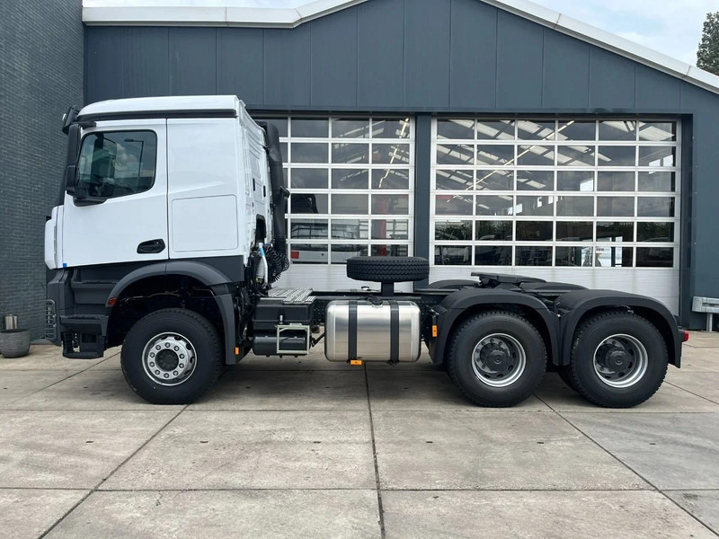 Mercedes-Benz Actros 3348 S 6x4 Tractor Head - Sattelzugmaschine: das Bild 3 Mercedes-Benz Actros 3348 S 6x4 Tractor Head - Sattelzugmaschine: das Bild 3