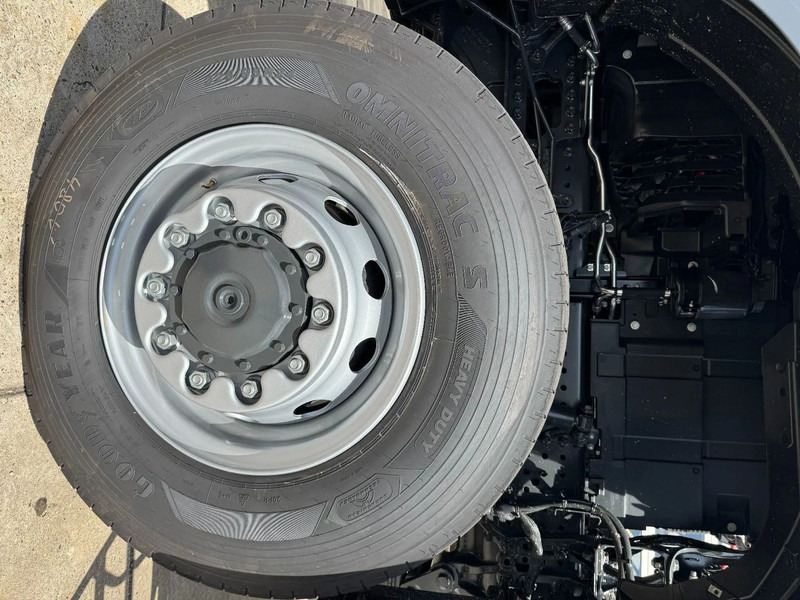 Sattelzugmaschine, Zustand - NEU Mercedes-Benz Arocs 4058 AS 6x6 Tractor Head 180T Push Pull EURO-3: das Bild 14