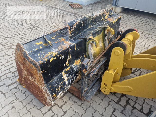 Radlader Cat 918M: das Bild 12