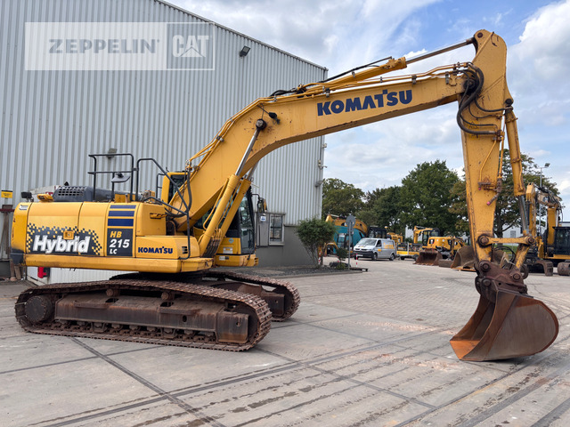 Komatsu HB215LC-2 - Kettenbagger: das Bild 2 Komatsu HB215LC-2 - Kettenbagger: das Bild 2