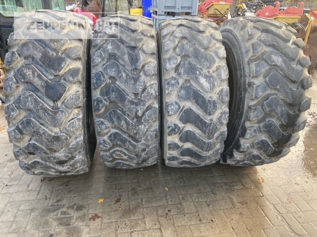 Michelin 4x 20.5R25XHA - Reifen für Baumaschine: das Bild 1 Michelin 4x 20.5R25XHA - Reifen für Baumaschine: das Bild 1